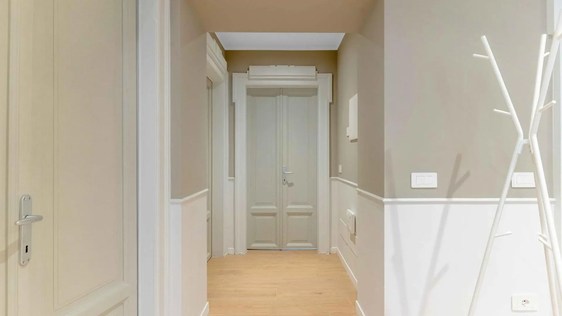 Vitruvio Palace Milan Apartment