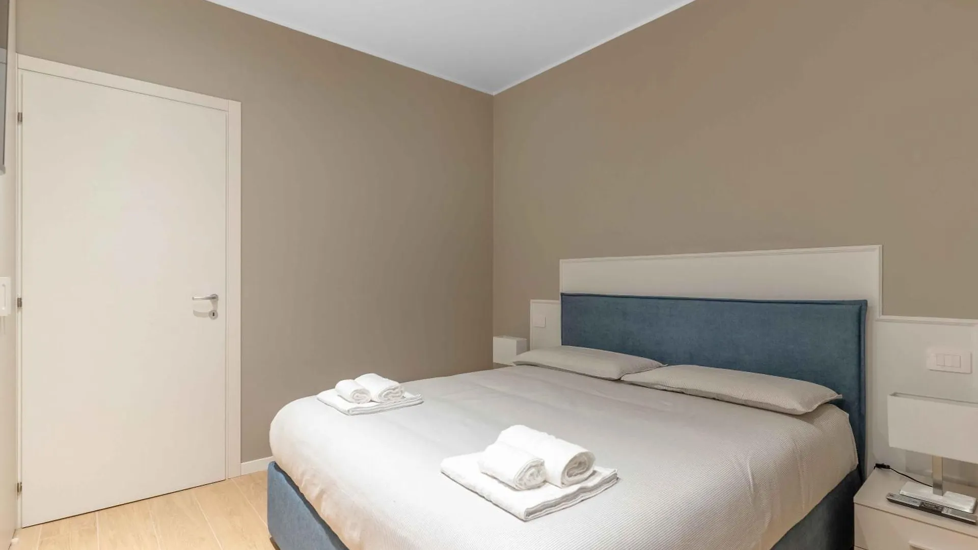 Vitruvio Palace - La Vista Apartments Milán