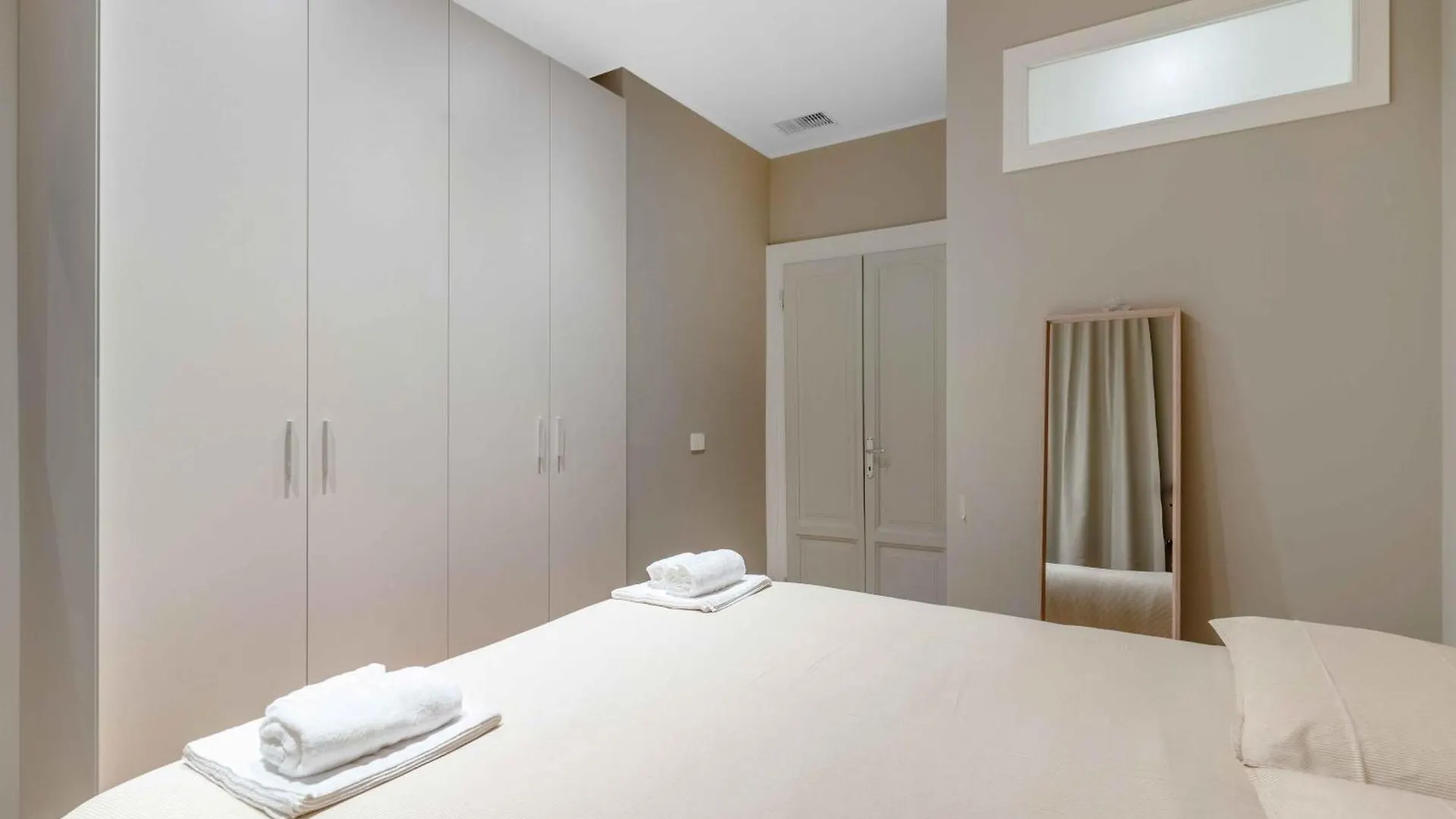 Vitruvio Palace - La Vista Apartments Milán