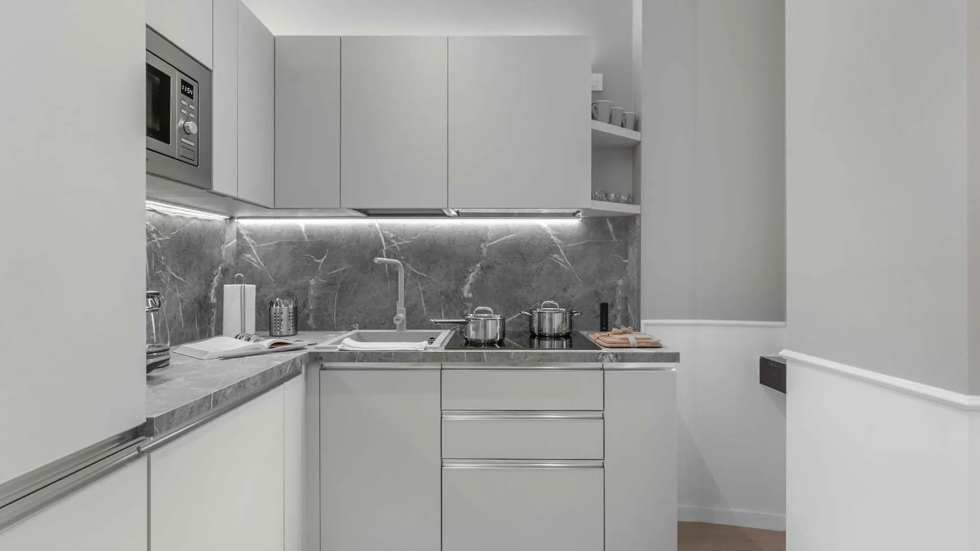 Vitruvio Palace - La Vista Apartments Milán