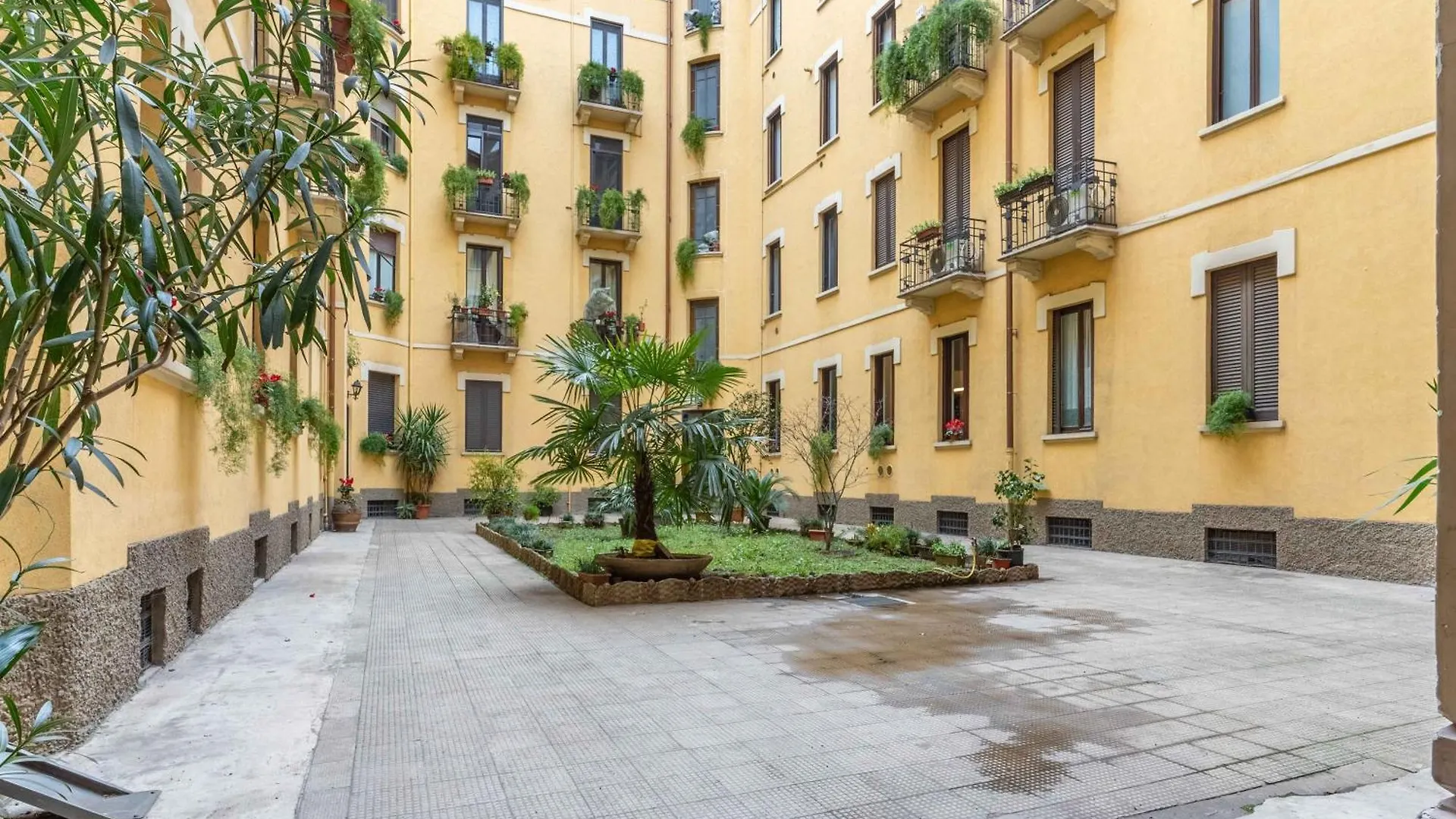 Vitruvio Palace Milan 0*,